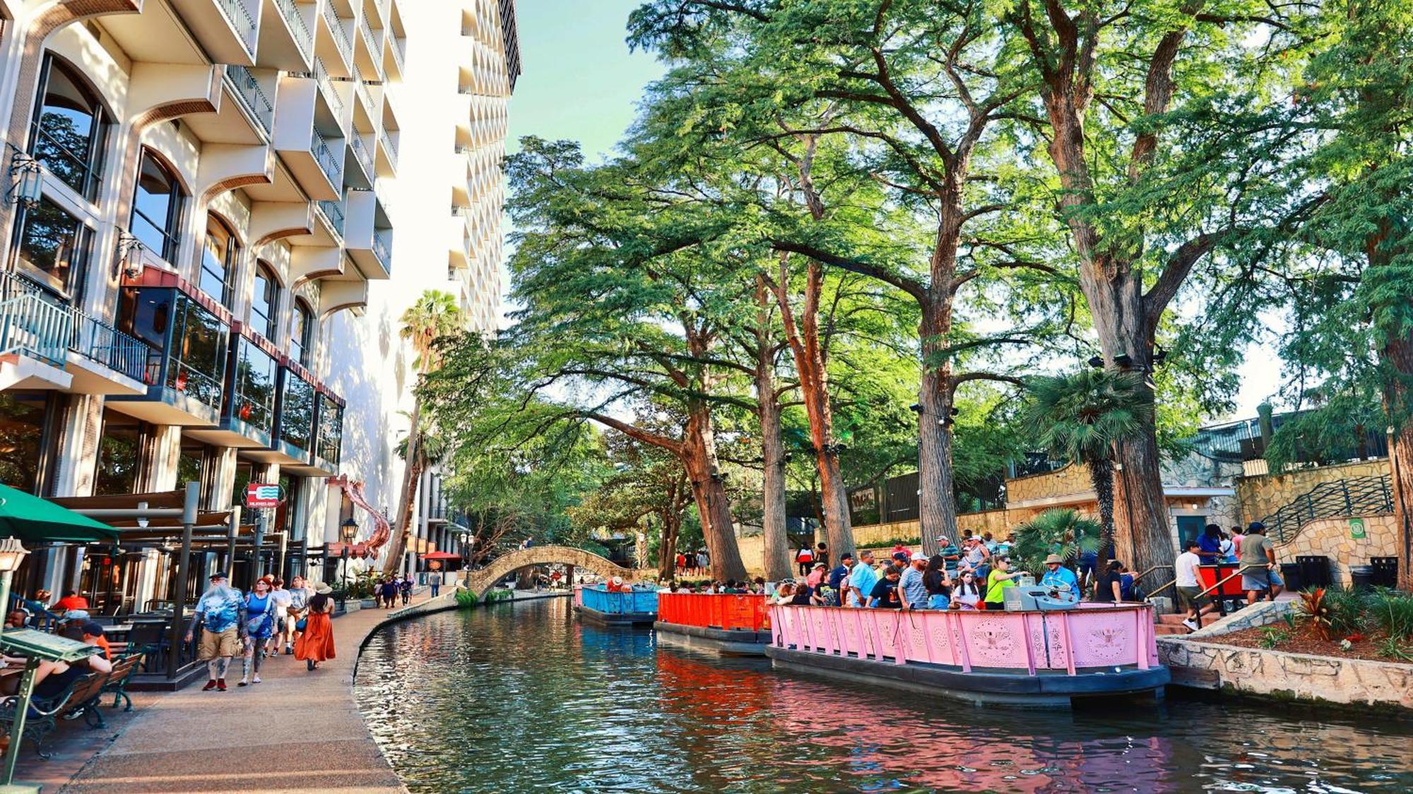 Holiday Inn Express Hotel & Suites San Antonio - Rivercenter Area By Ihg Eksteriør bilde